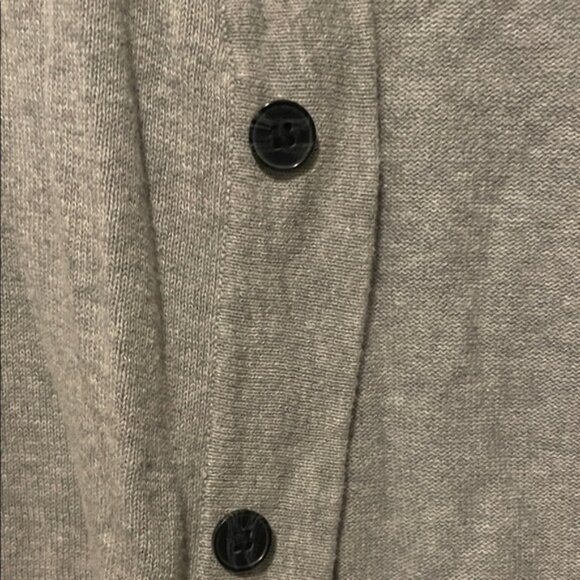 H&M Light Gray Button-Up Cardigan - Picture 4 of 4